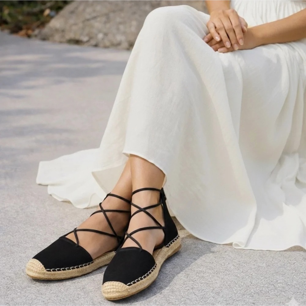Eileen Fisher Sandal Elastic Lace Up Espadrille
Women Shoe Black Leather Sz 6